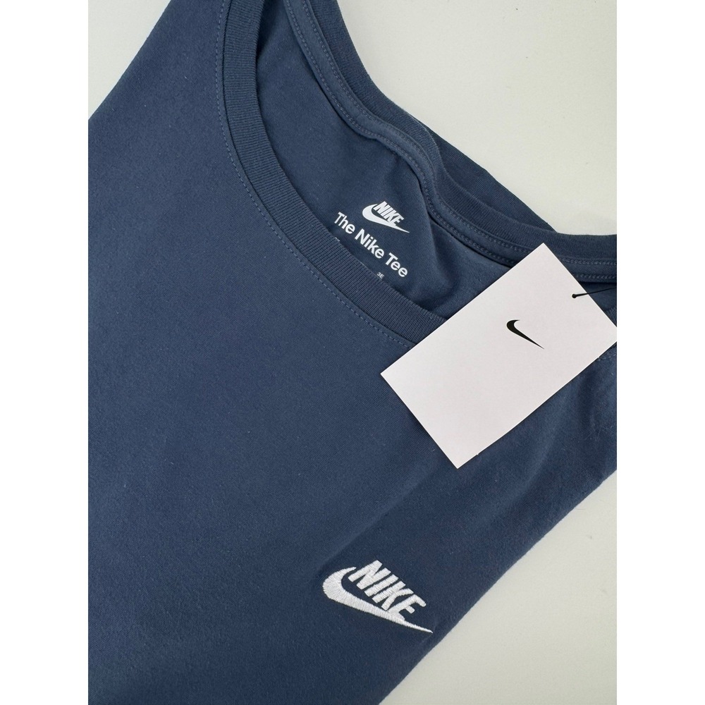 Nike Women's The Nike Tee Short Sleeve T-Shirt Blue Size 3X NWT
